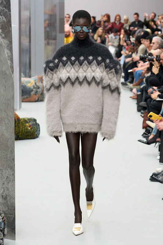 Acne F25 008