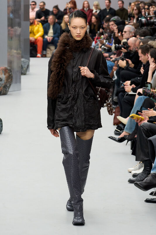 Acne F25 029