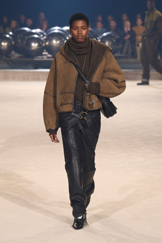 Marant F24 012