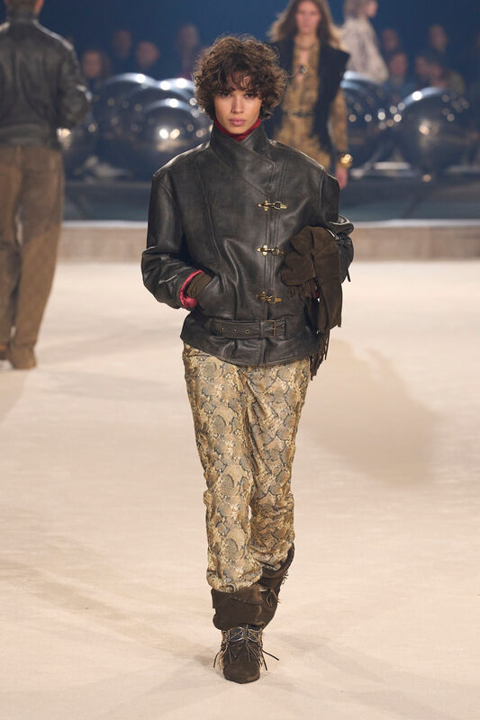Marant F24 039