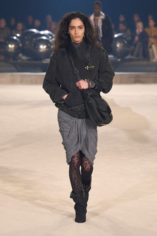 Marant F24 047