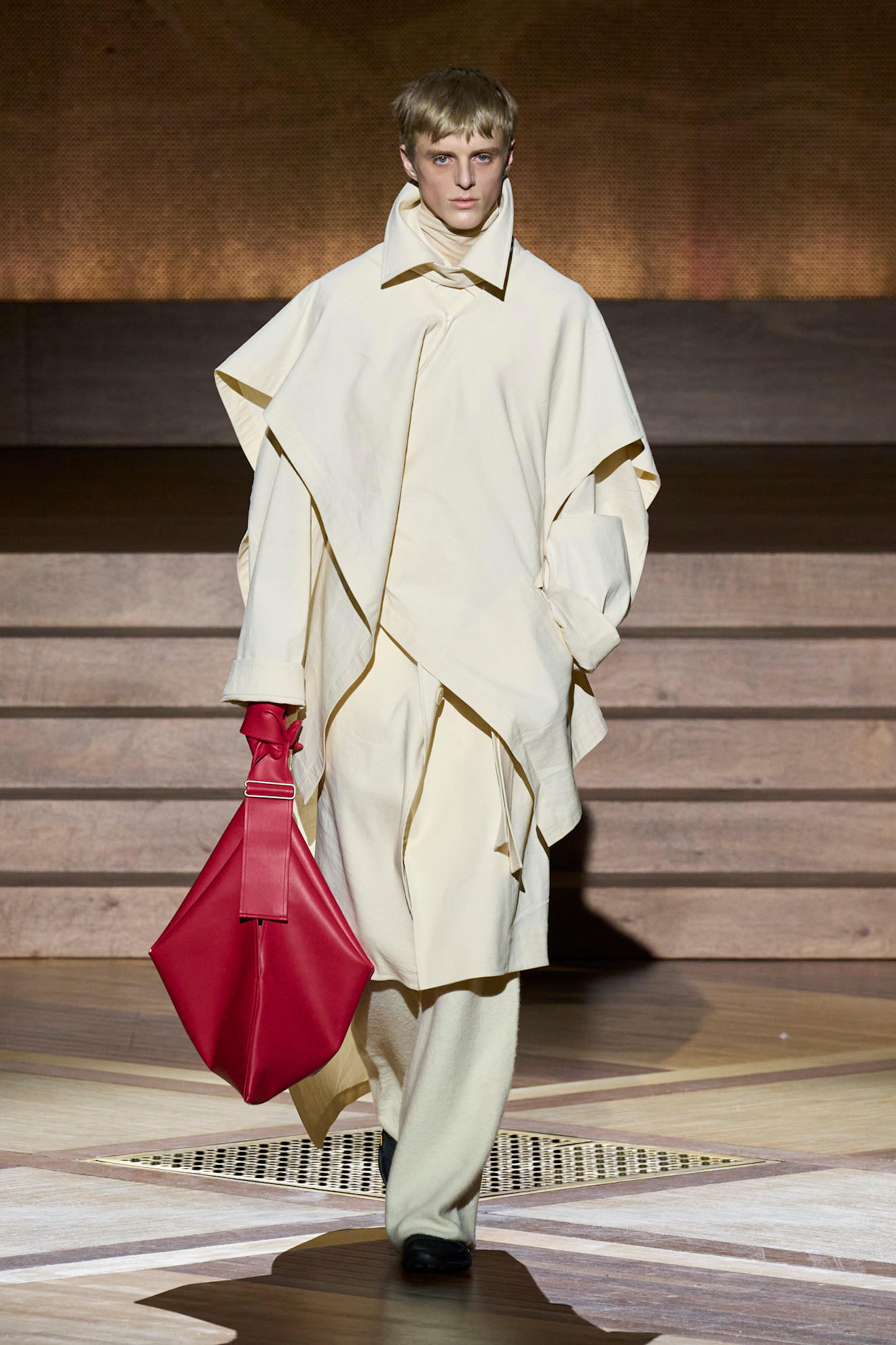 Miyake F24 016