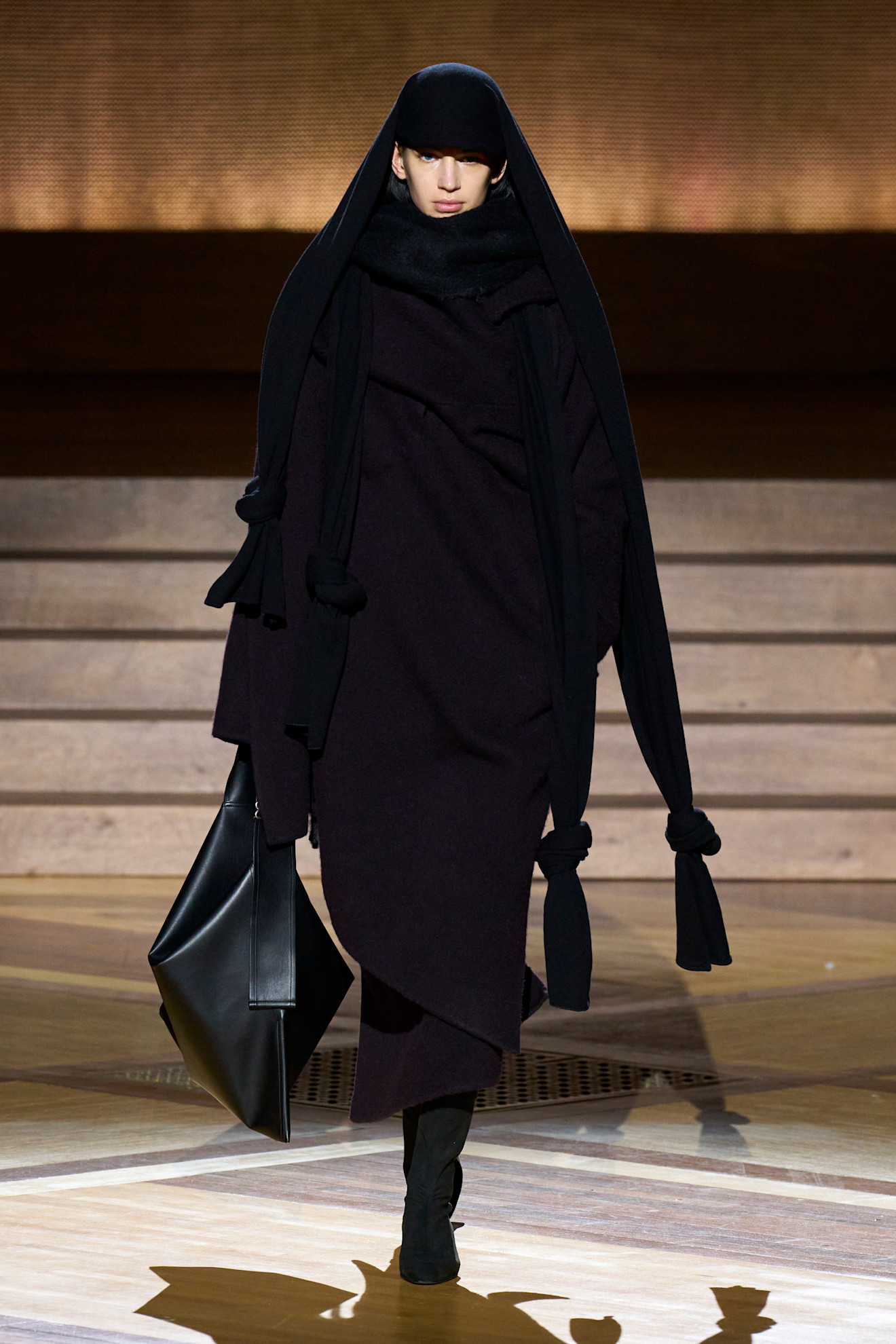 Miyake F24 024