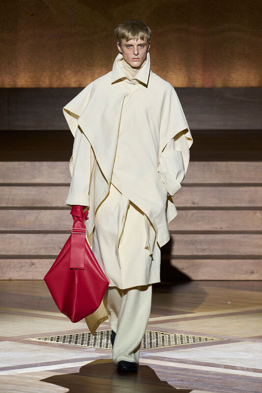 Miyake F24 016