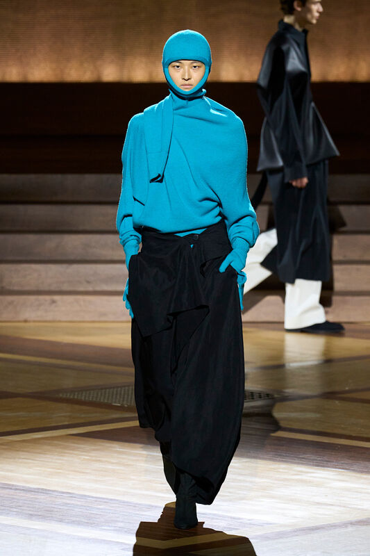 Miyake F24 030