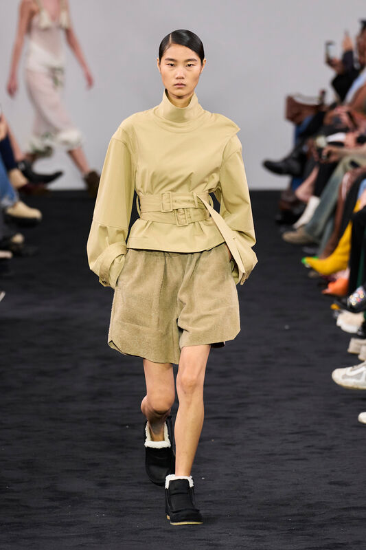 JW Anderson F24 021