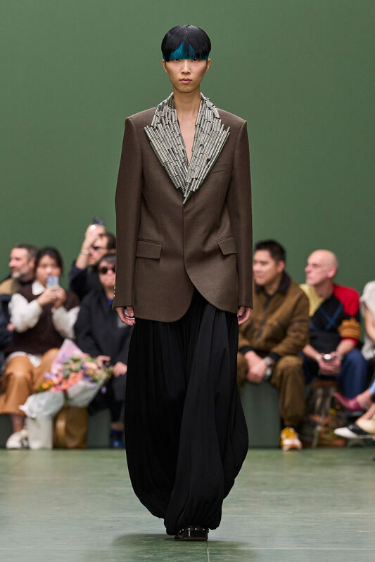 Loewe PO F24 019