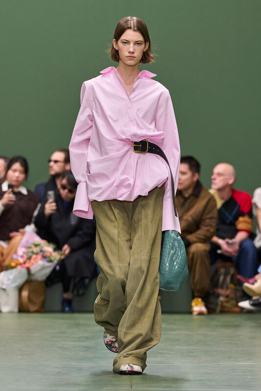 Loewe PO F24 033