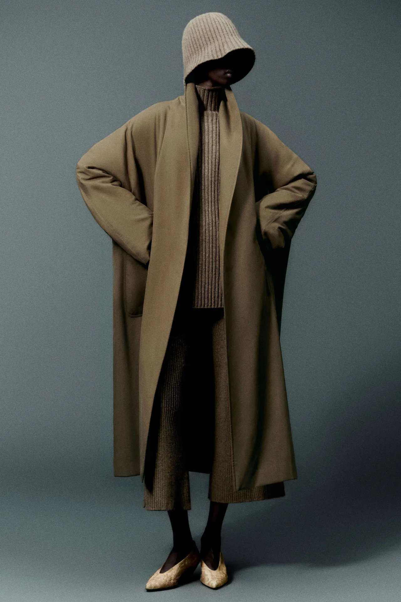 00009-loro-piana-fall-2024-ready-to-wear-credit-brand_25_11zon