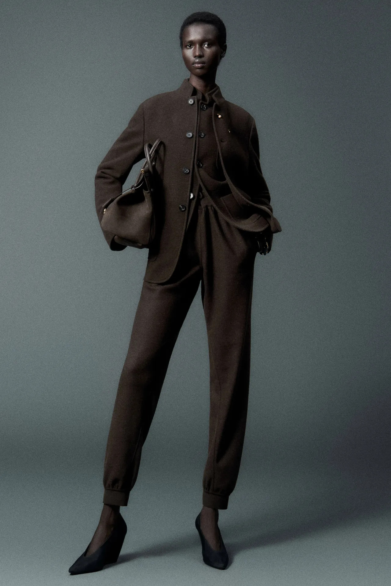 00011-loro-piana-fall-2024-ready-to-wear-credit-brand_27_11zon