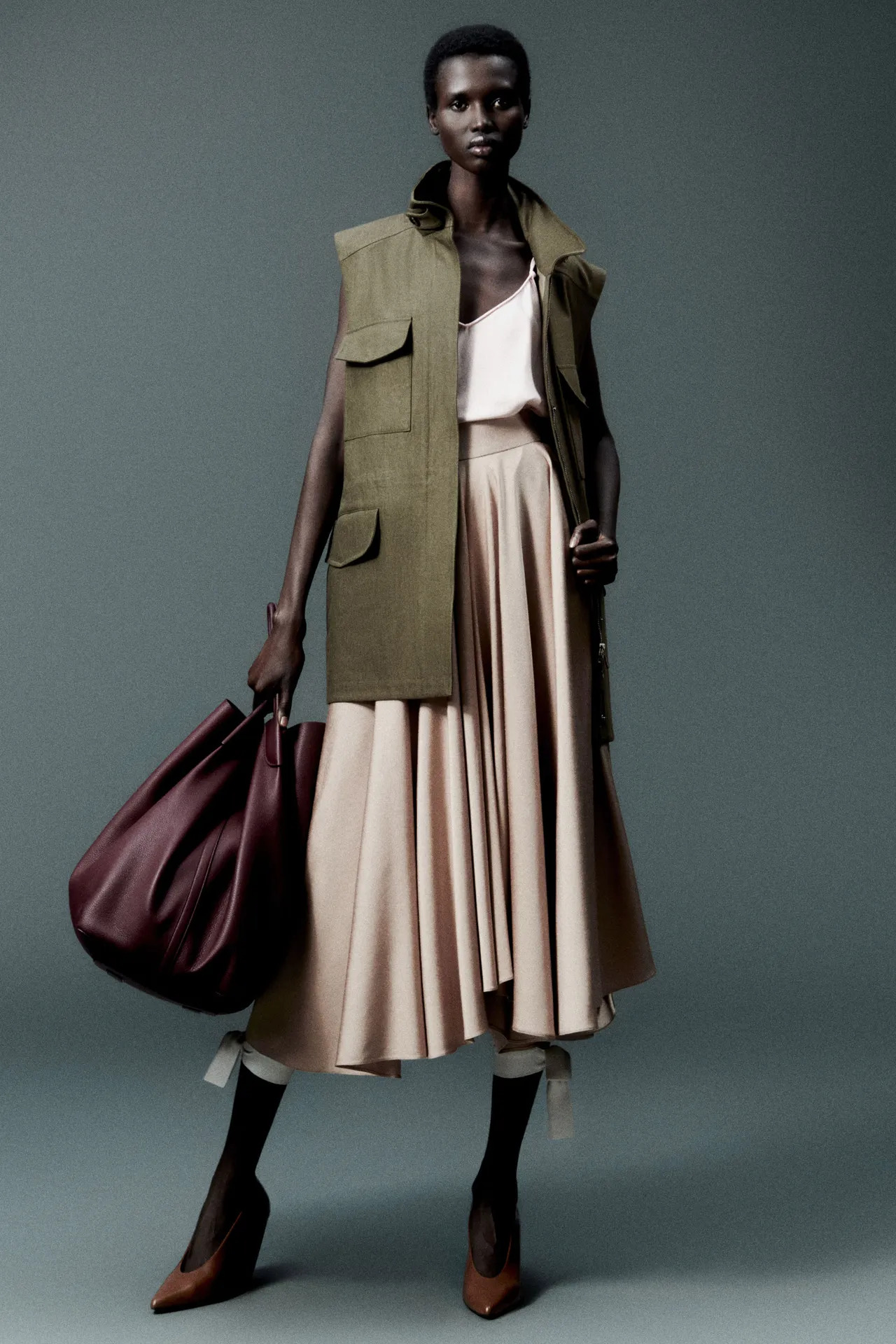 00018-loro-piana-fall-2024-ready-to-wear-credit-brand_17_11zon