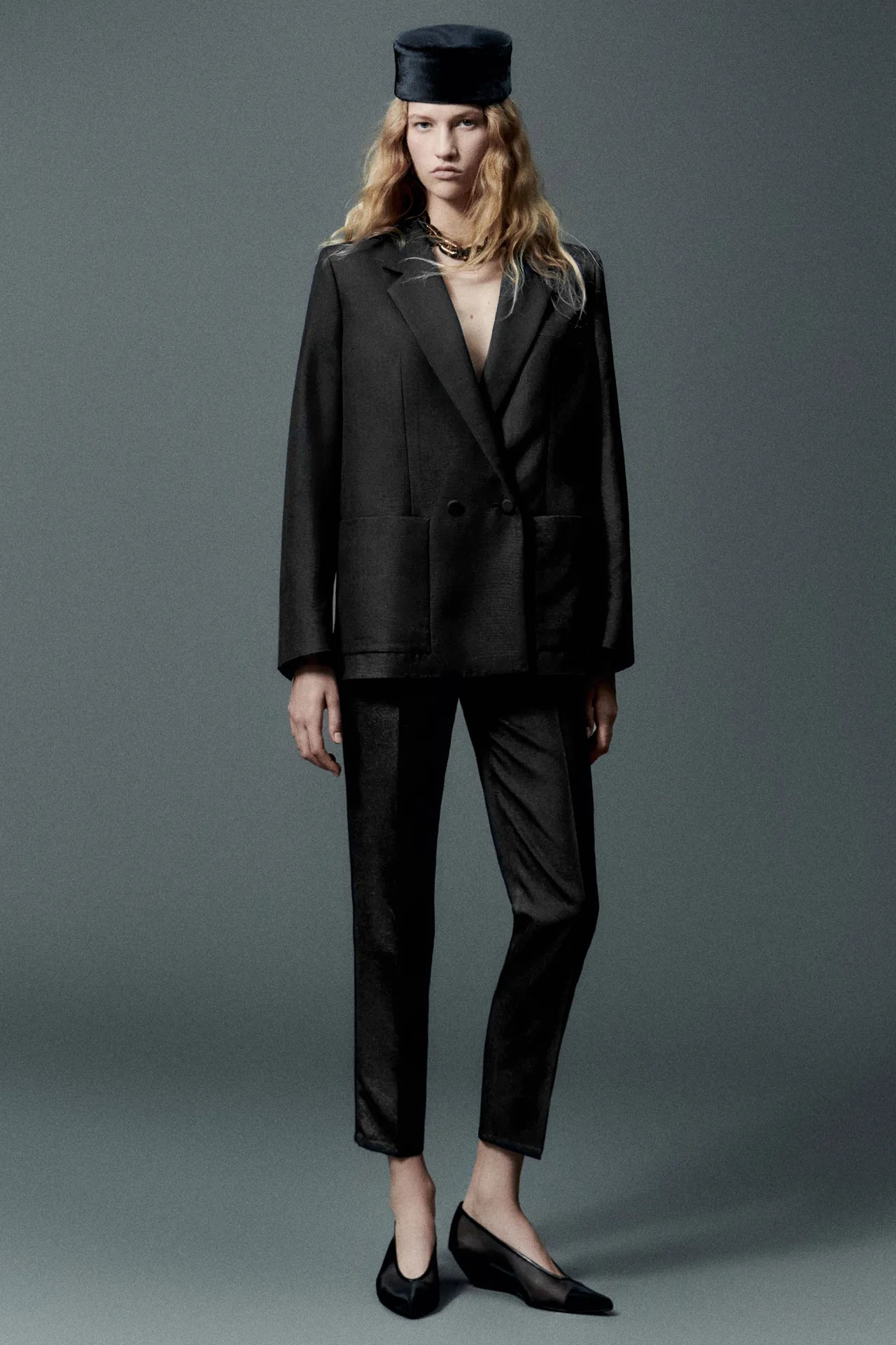00035-loro-piana-fall-2024-ready-to-wear-credit-brand_5_11zon