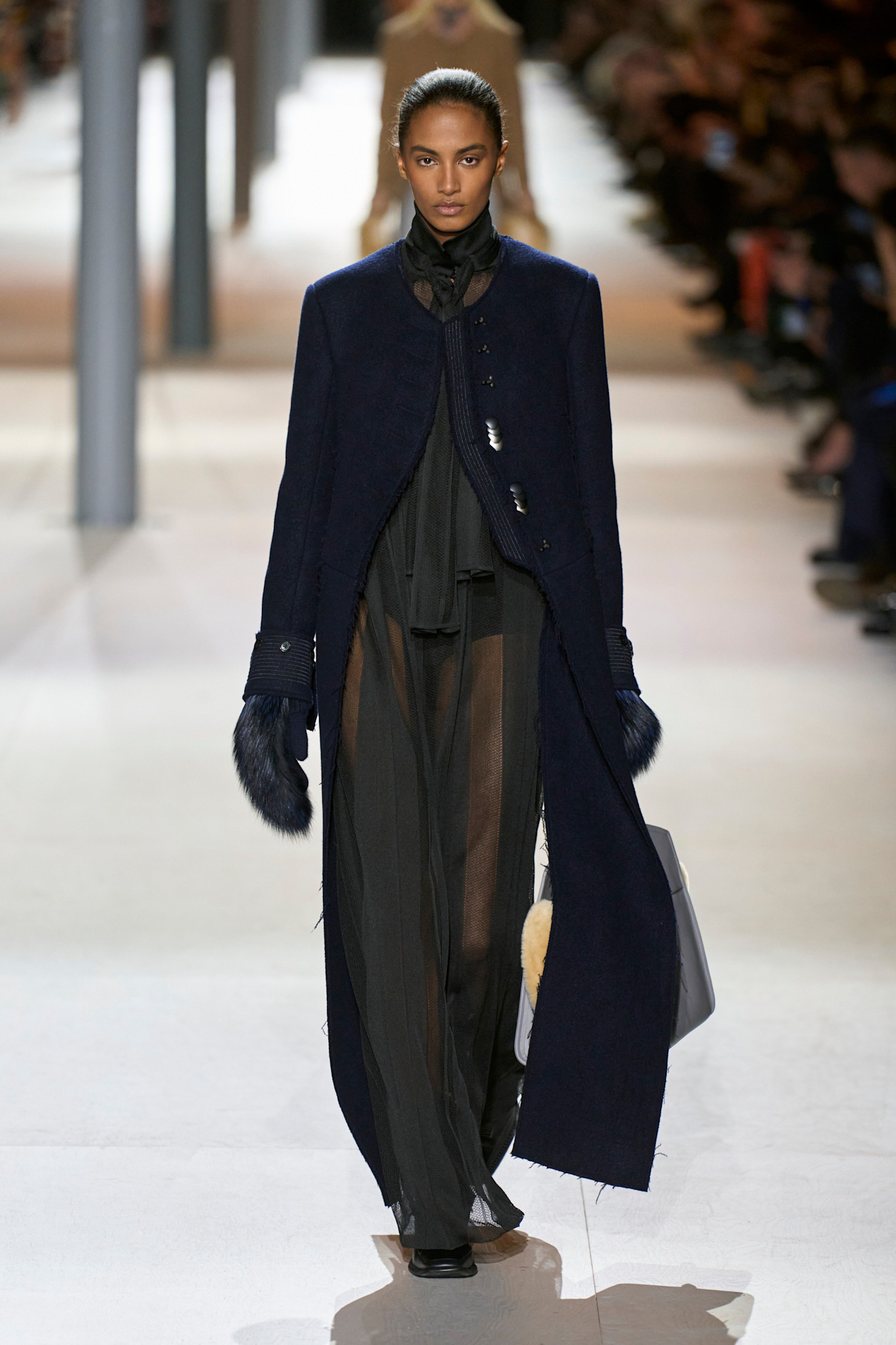 Vuitton F24 052