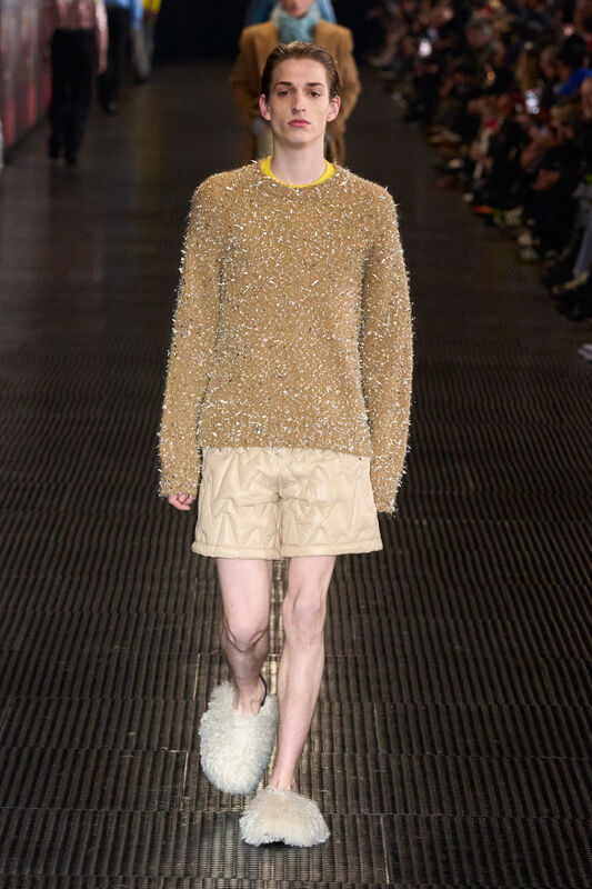 MSGM m F24 027
