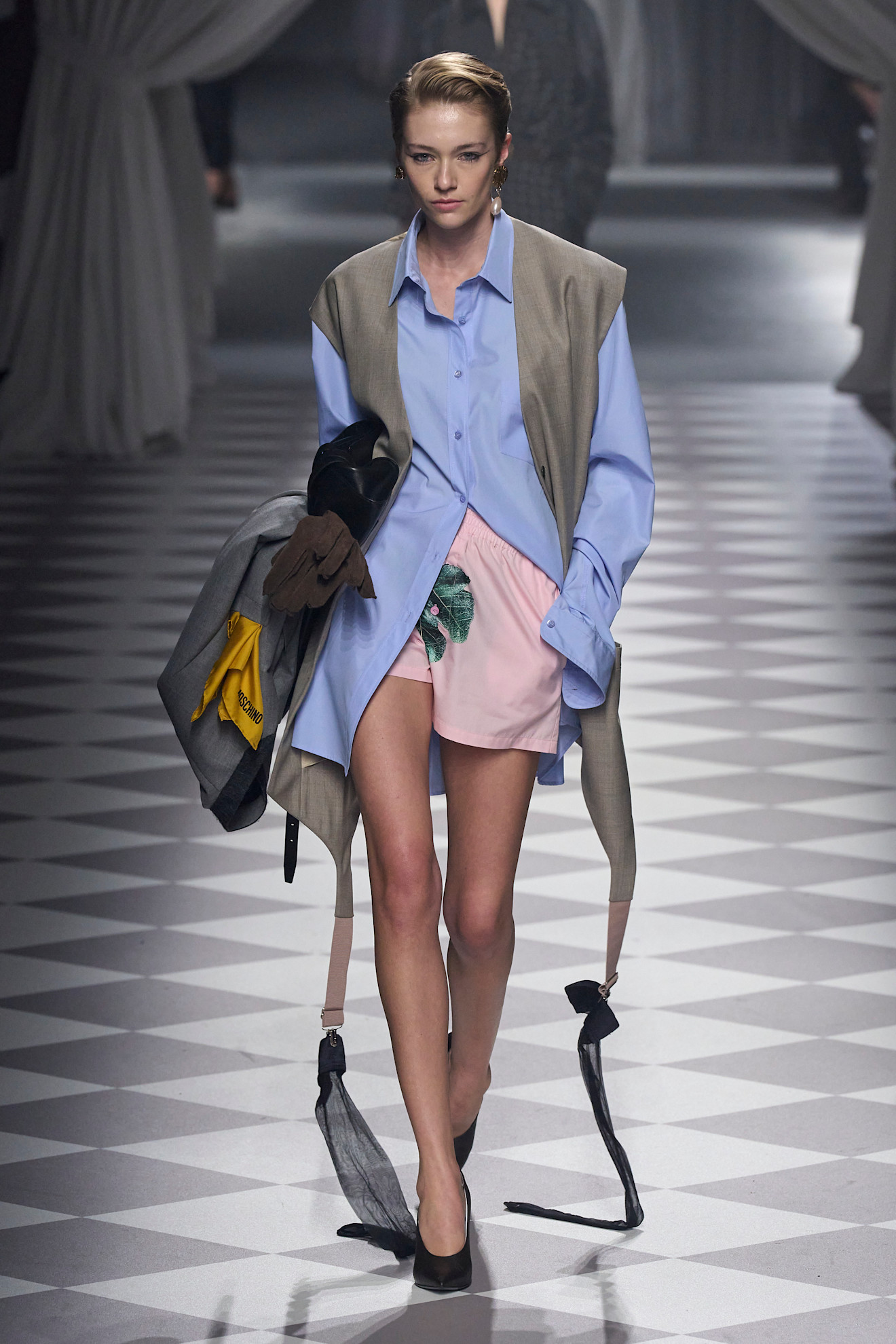 Moschino F24 020
