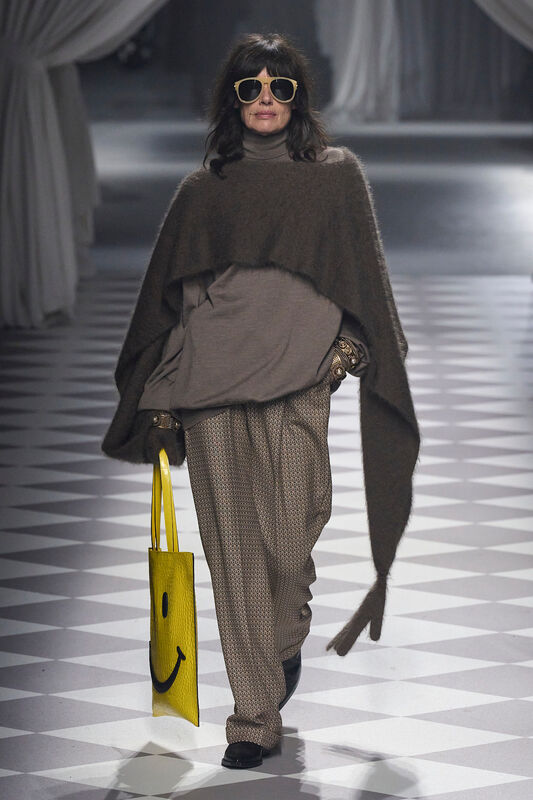 Moschino F24 019