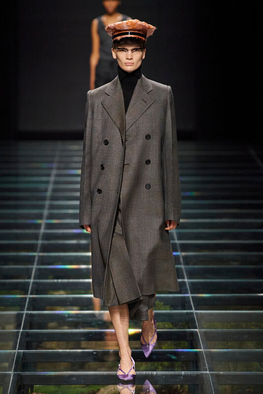 Prada F24 017