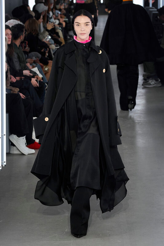 Sacai F24 017