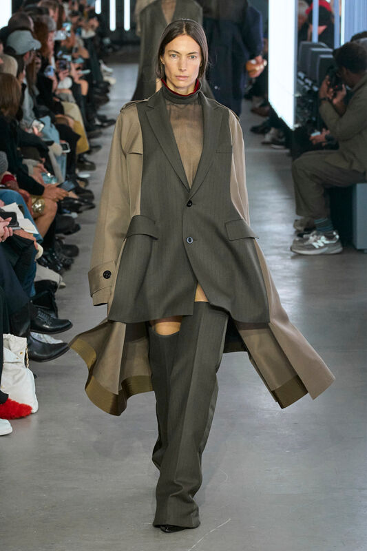 Sacai F24 024