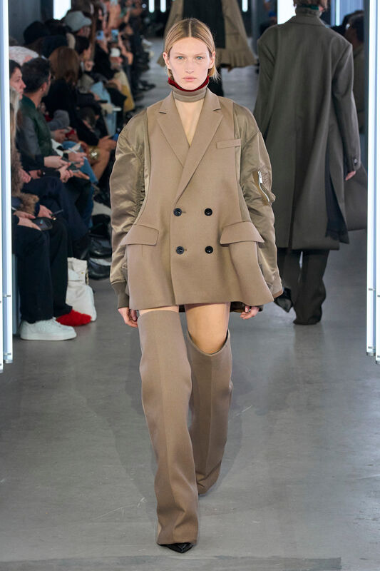 Sacai F24 028