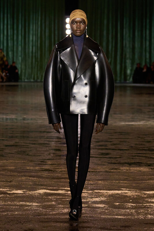 Saint Laurent F24 010