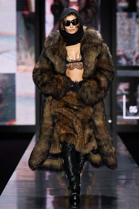 Dolce Gabbana F25 010