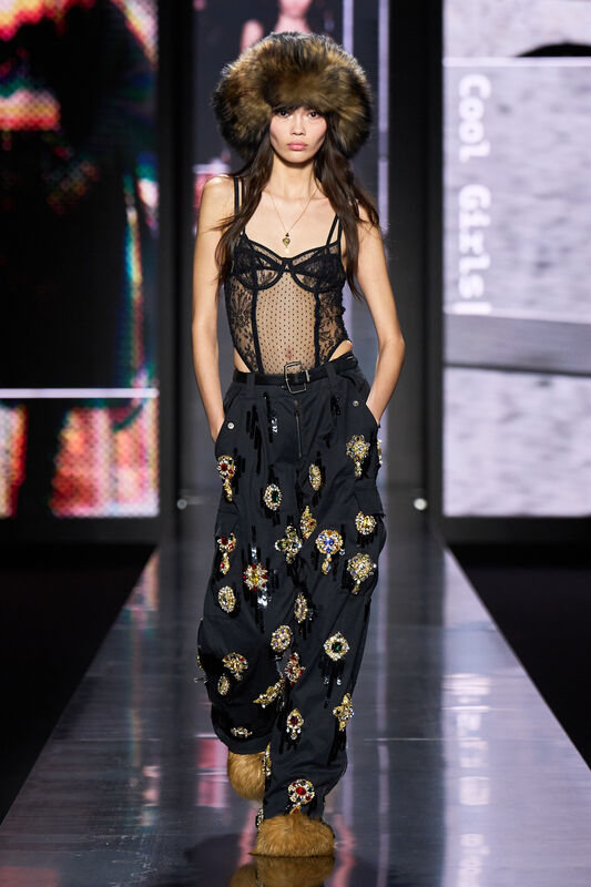 Dolce Gabbana F25 012