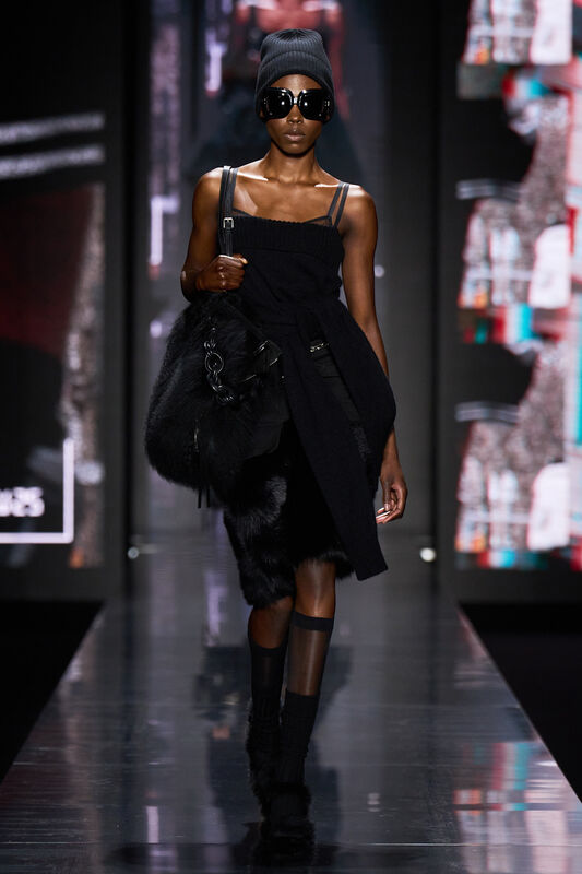 Dolce Gabbana F25 020
