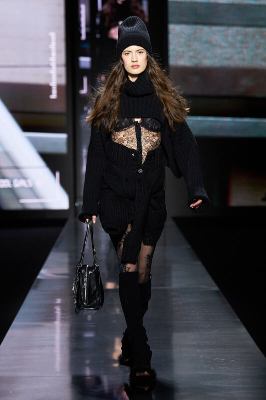 Dolce Gabbana F25 022