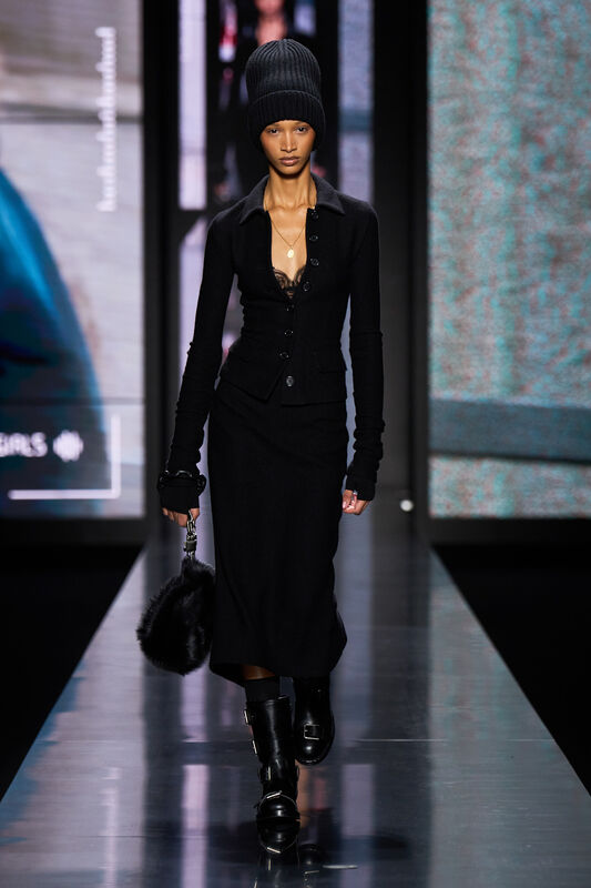 Dolce Gabbana F25 040