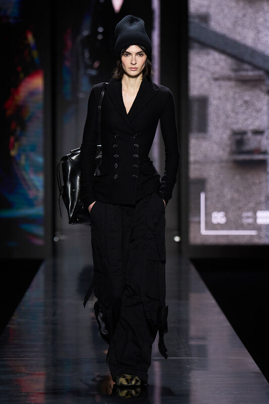 Dolce Gabbana F25 042