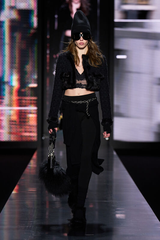 Dolce Gabbana F25 043