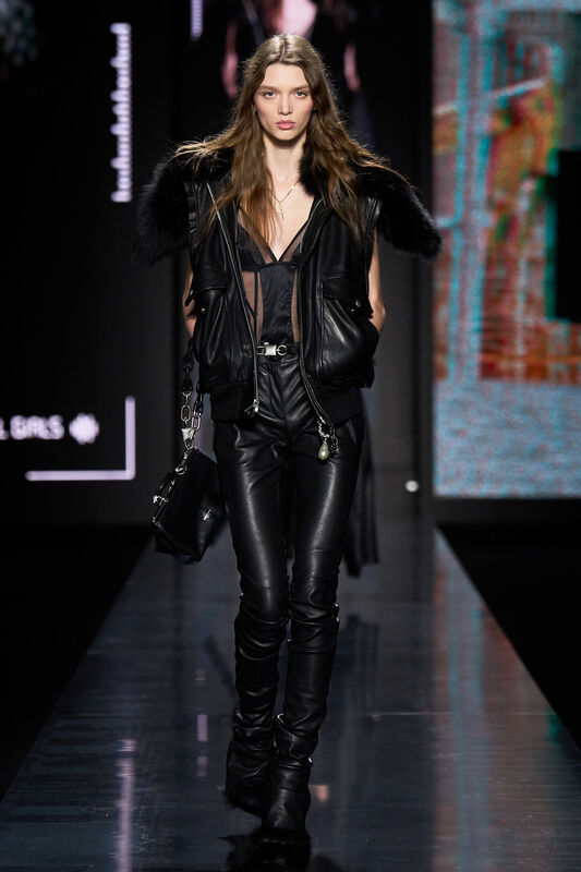 Dolce Gabbana F25 052