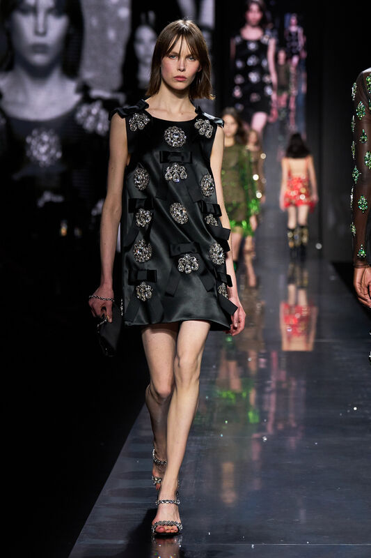 Dolce Gabbana F25 063