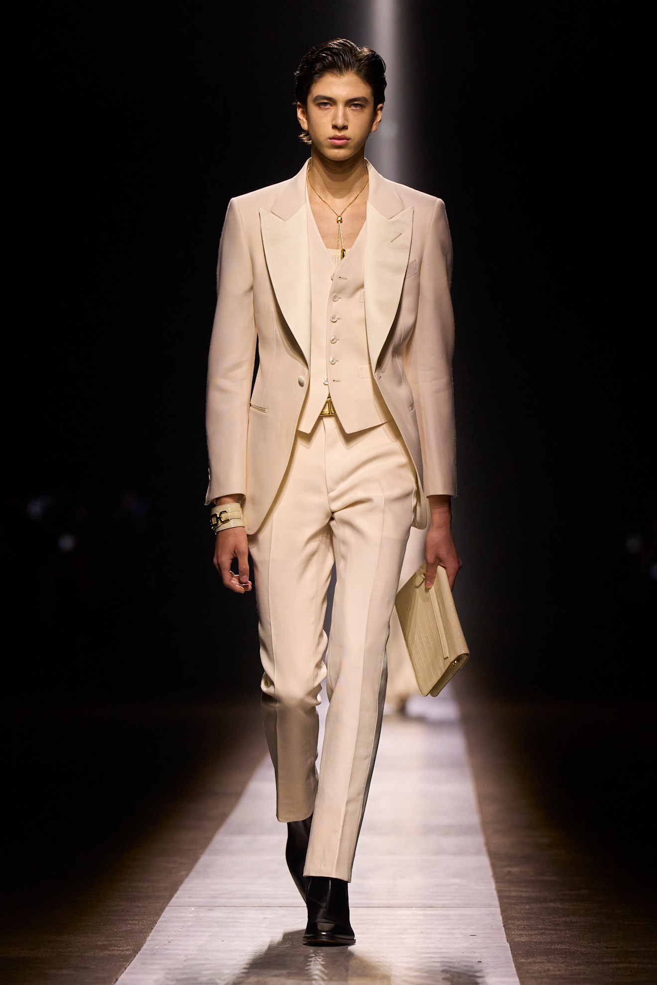 Tom Ford F24 022