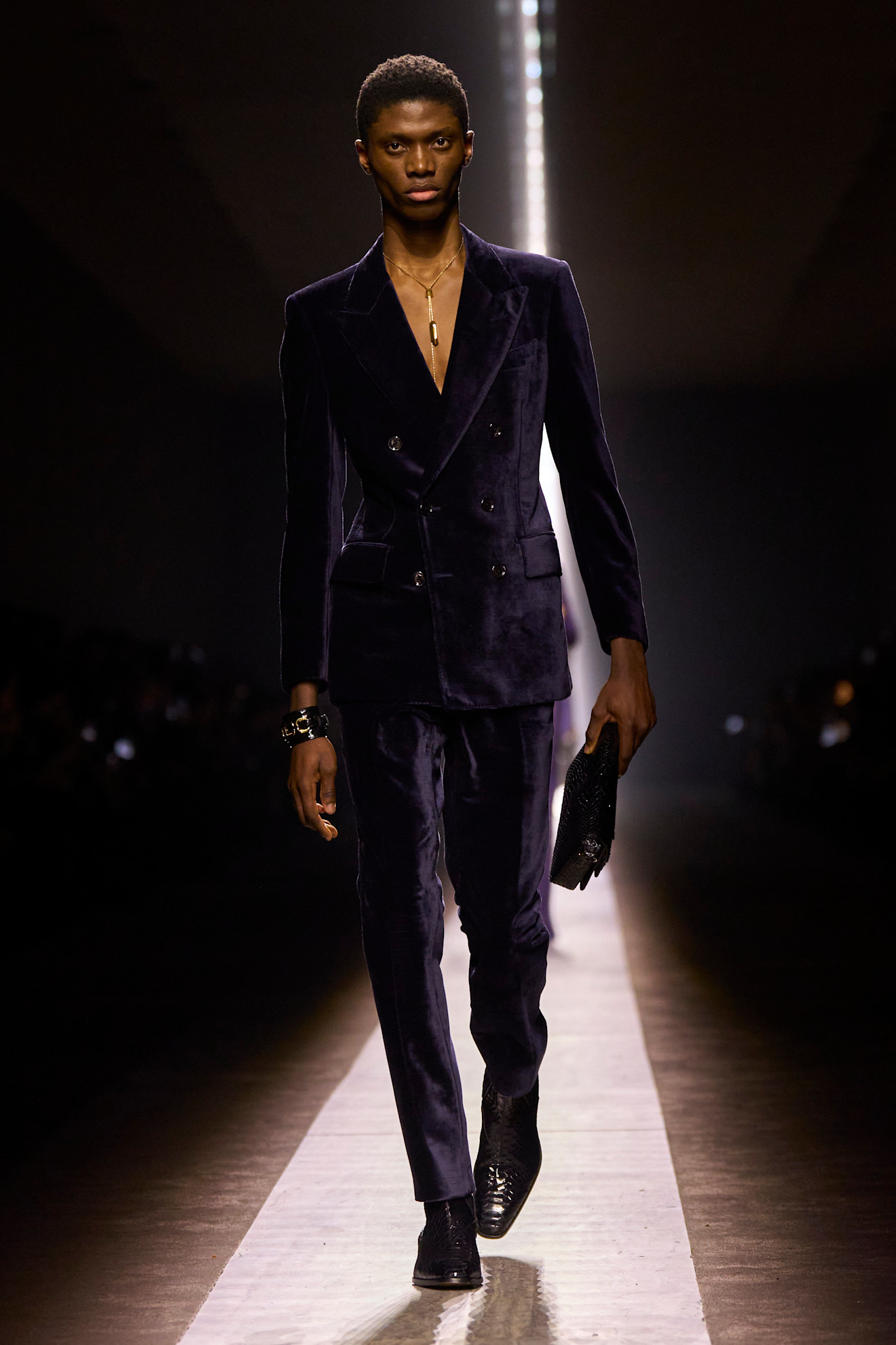 Tom Ford F24 048
