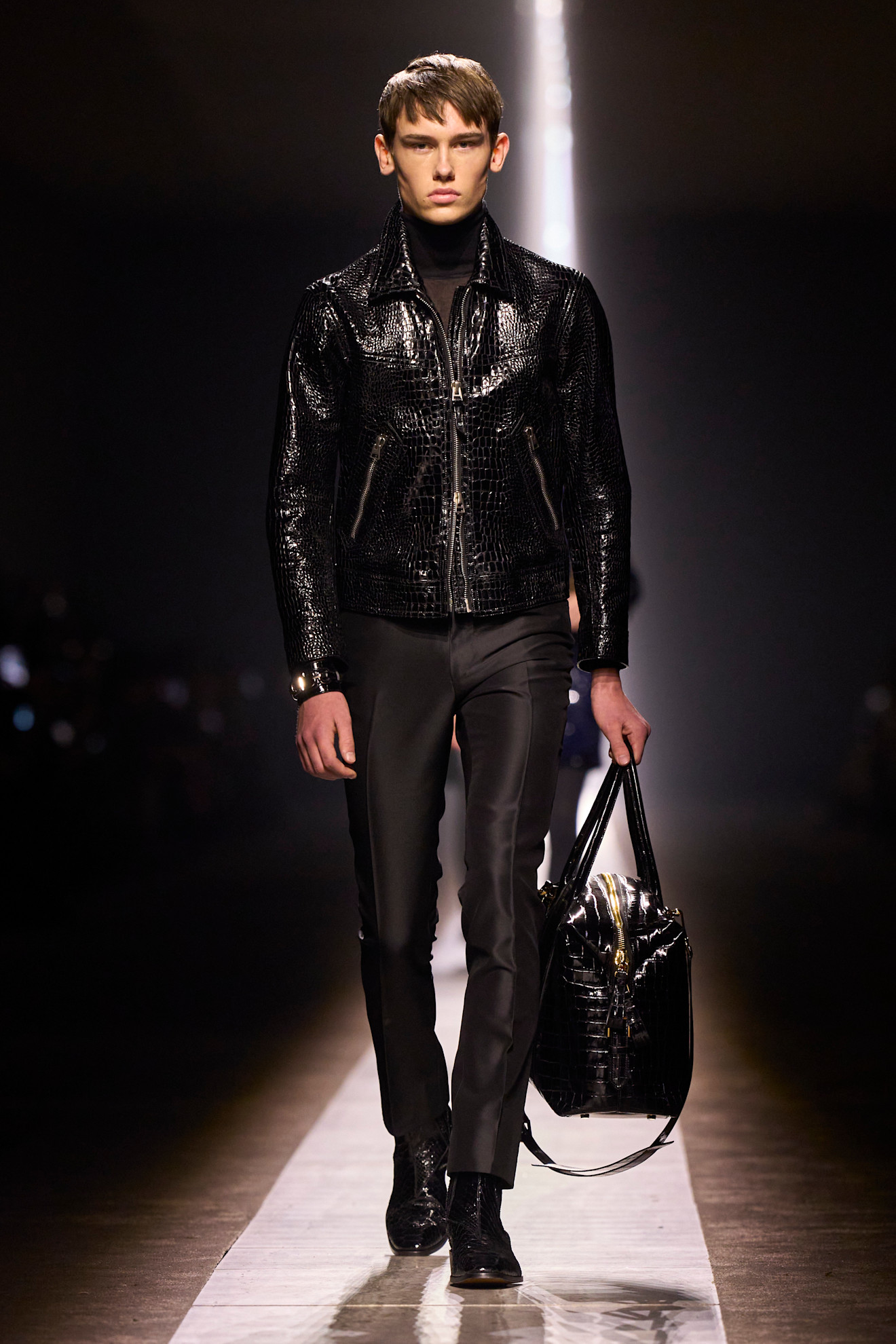 Tom Ford F24 051