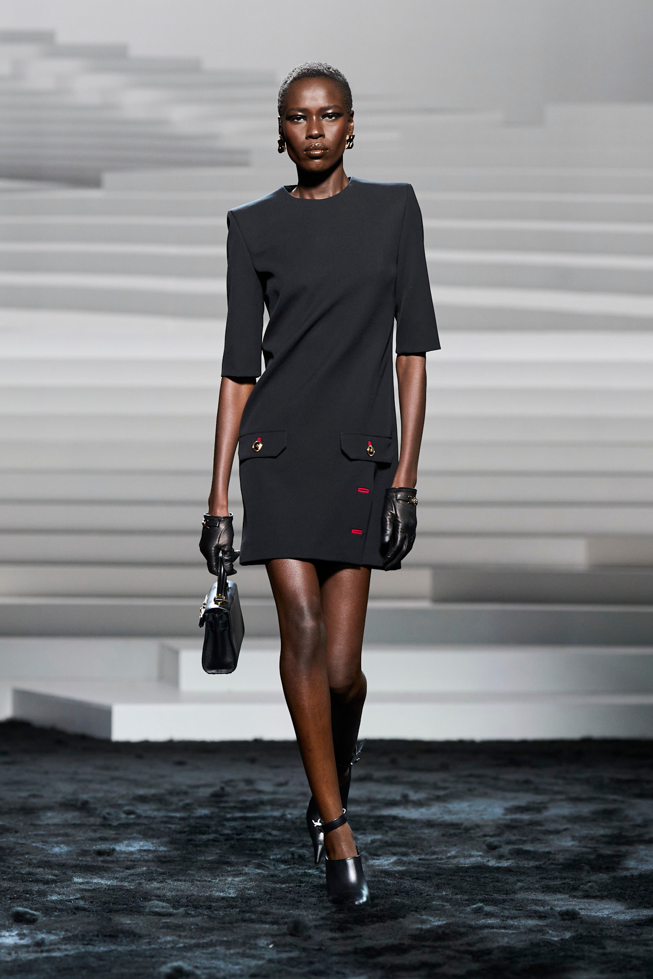 Versace F24 014