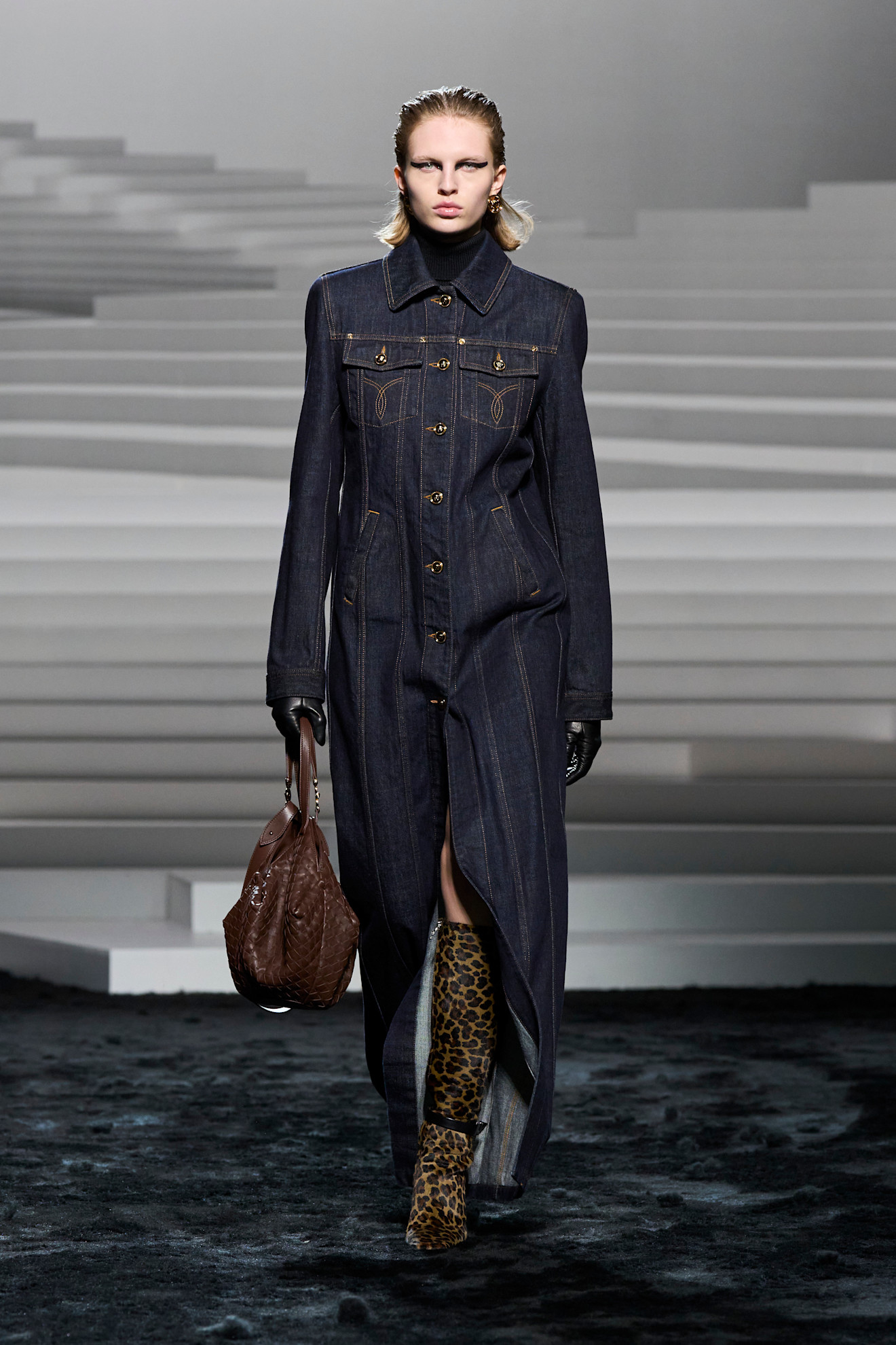 Versace F24 029