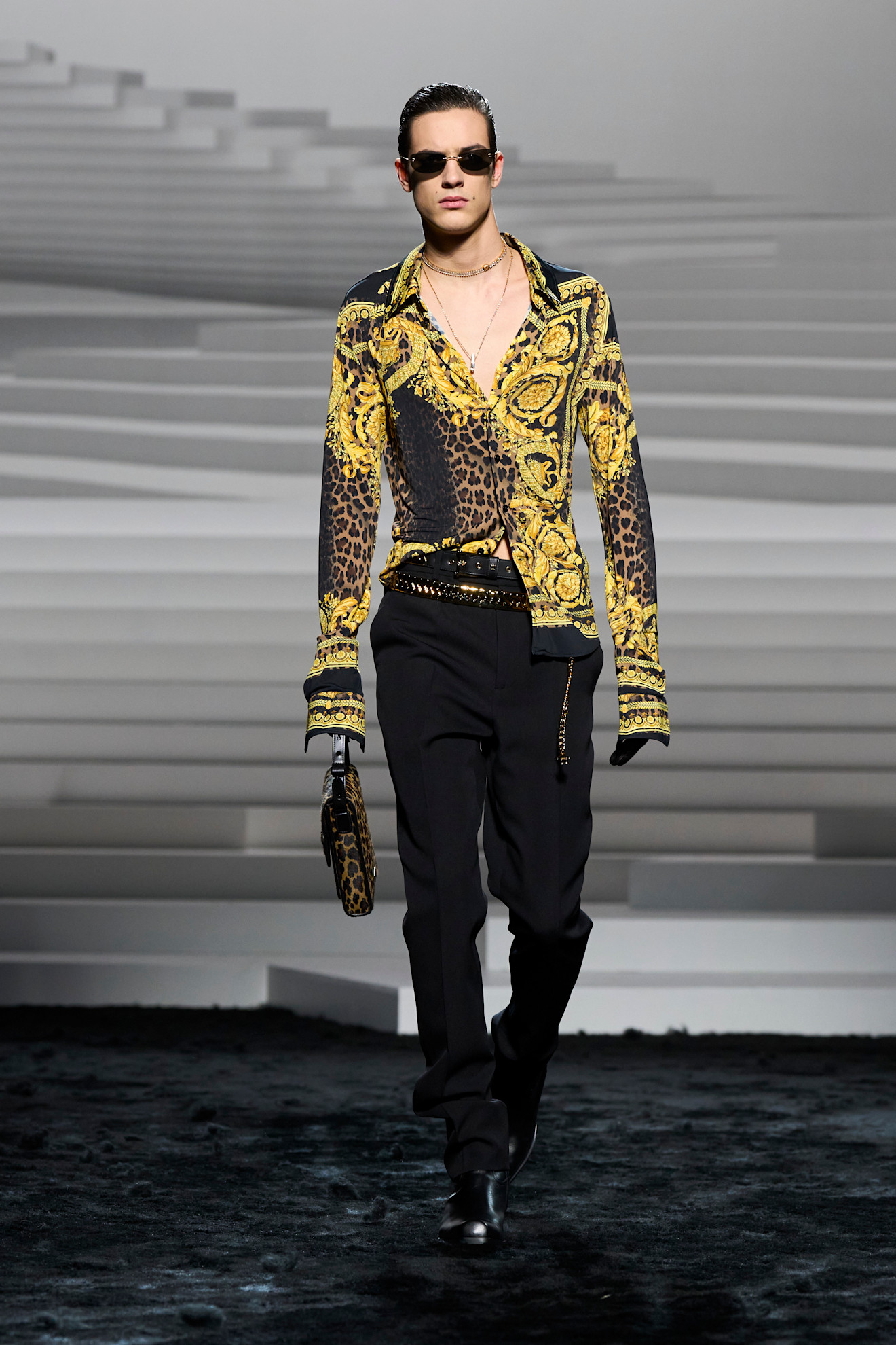 Versace F24 034
