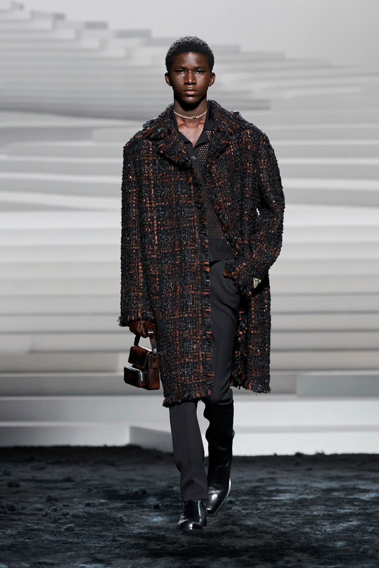 Versace F24 049