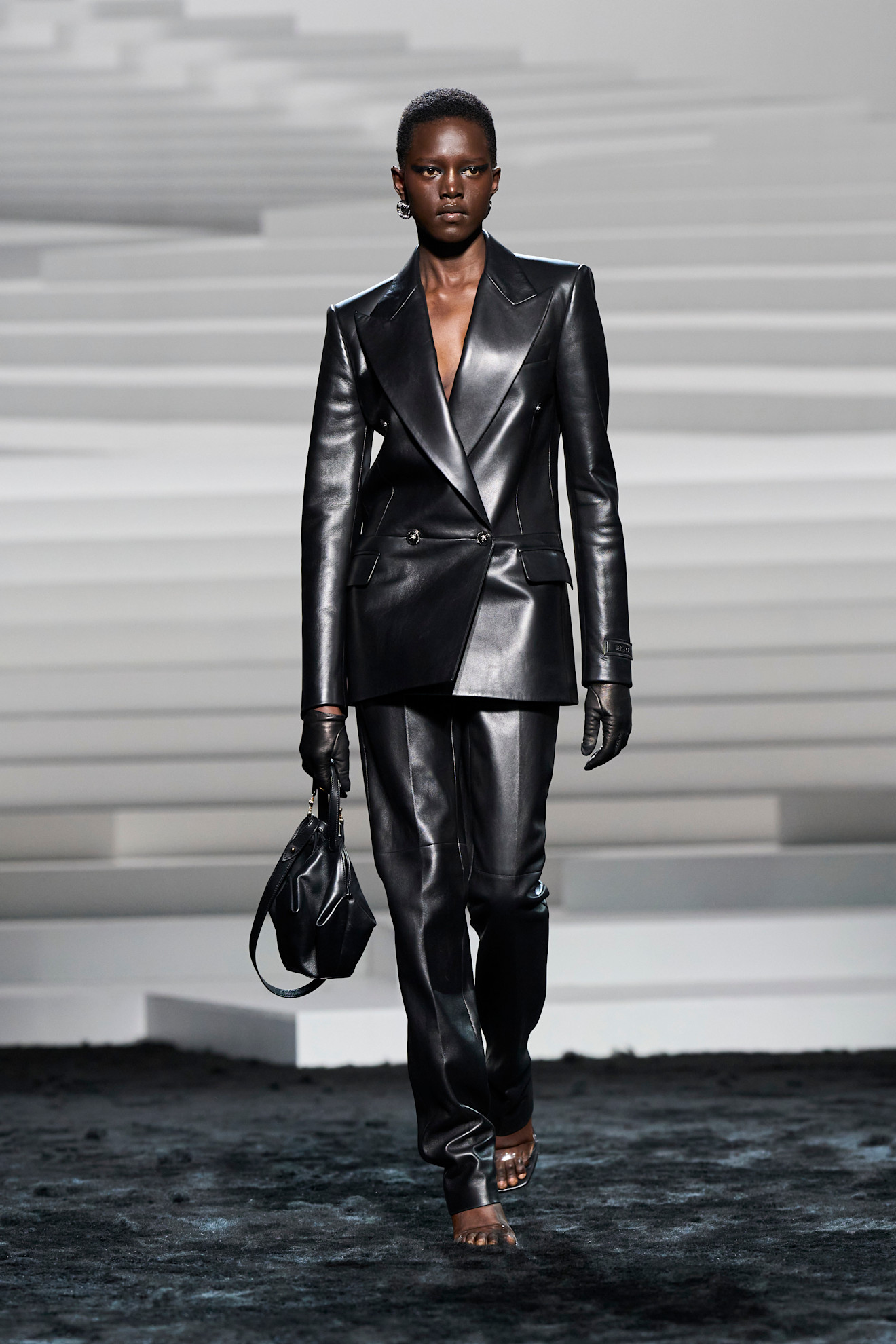 Versace F24 059