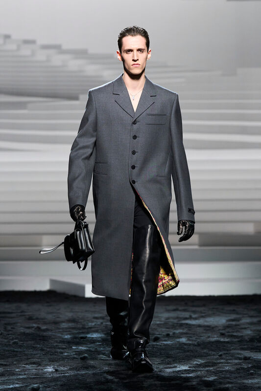 Versace F24 006