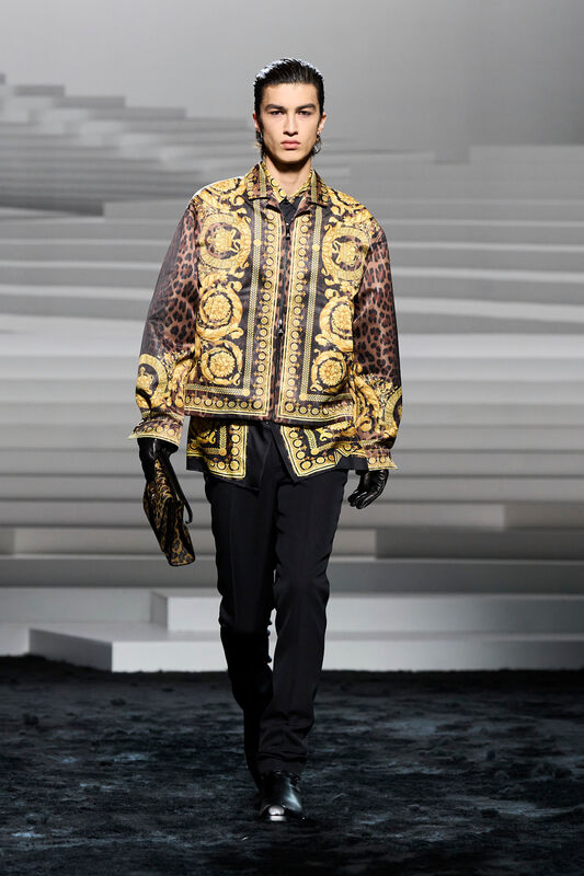 Versace F24 031