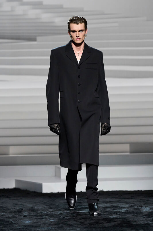 Versace F24 050
