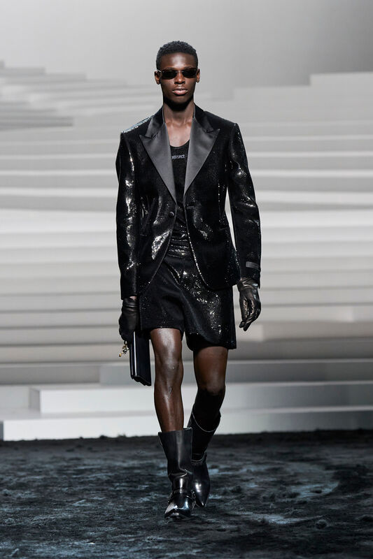 Versace F24 077