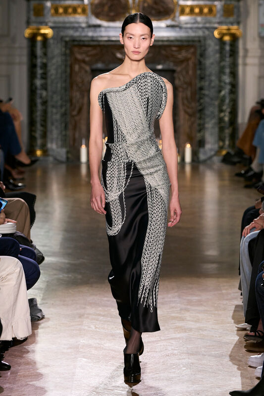 Victoria Beckham F24 075