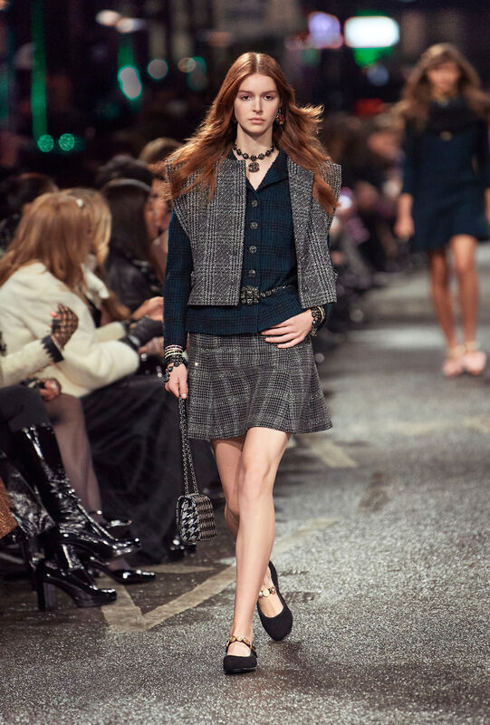 Chanel PreFall PO F24 032