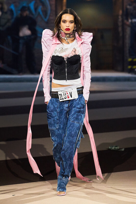 DSquared2 F25 019