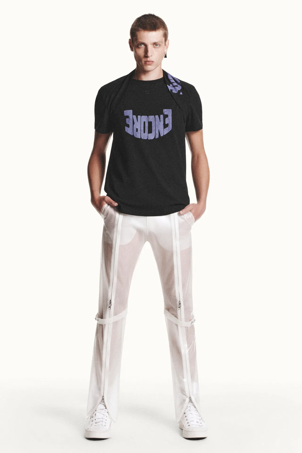 00006-courreges-pre-fall-2024-credit-brand_6_11zon